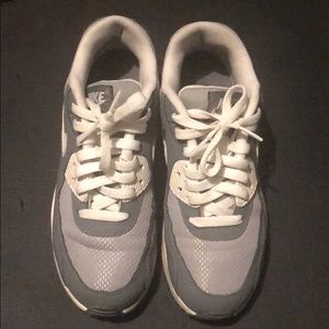 White and gray Nike air max size 5.5 youth